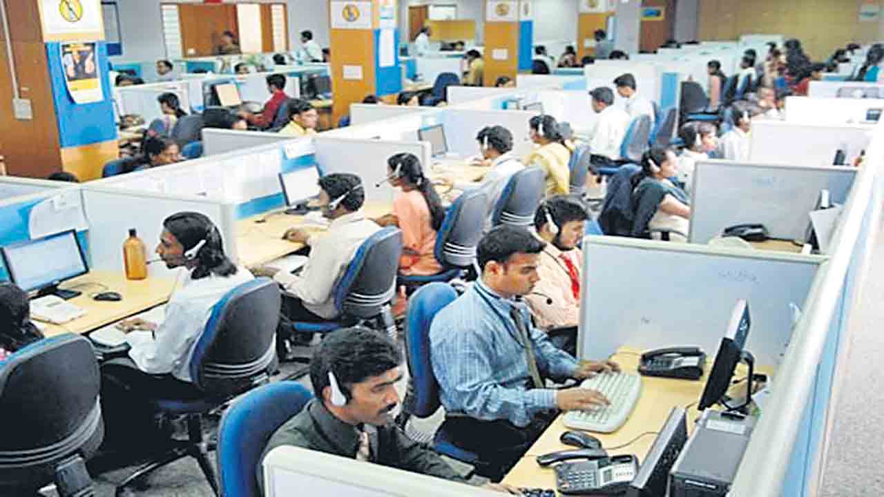 ‘హైబ్రిడ్ వర్కింగ్’కే ఐటీ కంపెనీల మొగ్గు