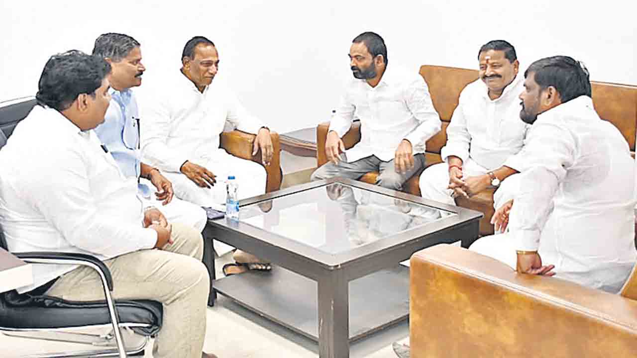 63 లక్షల మొక్కలతో మేడ్చల్‌లో హరితహారం