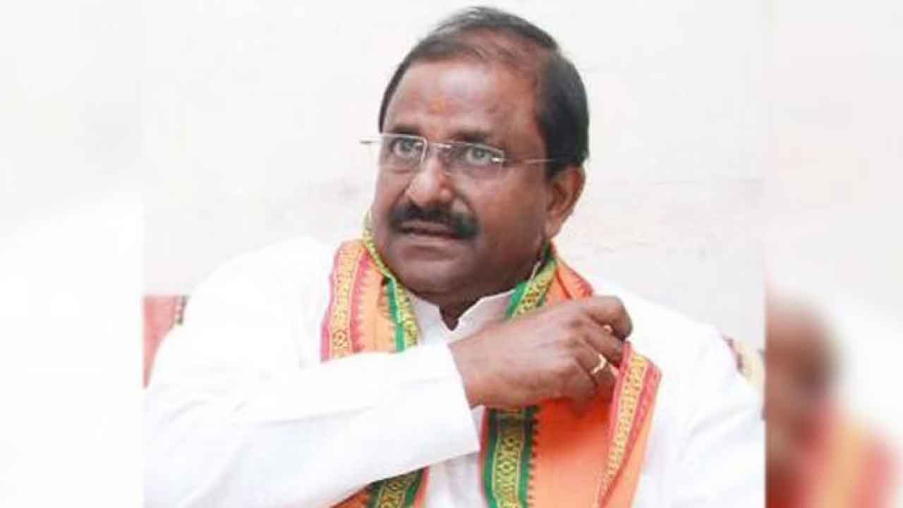 కోనసీమ విధ్వంసంపై విశ్రాంత జడ్జితో విచారణ జరిపించాలి : సోము వీర్రాజు