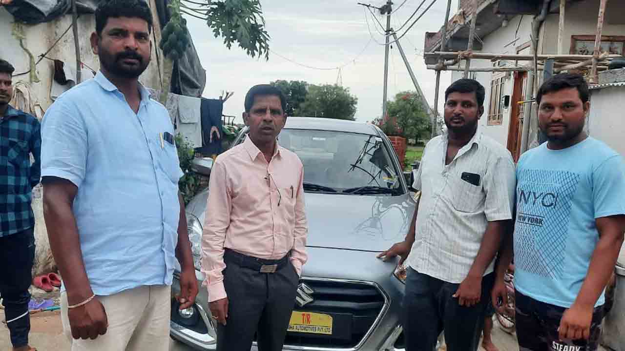 దళితబంధుతో ఆర్థిక ప్రయోజనం