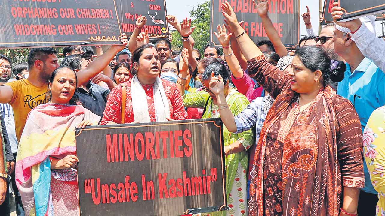 మళ్లీ మా రక్తాన్ని ధారపోయలేం