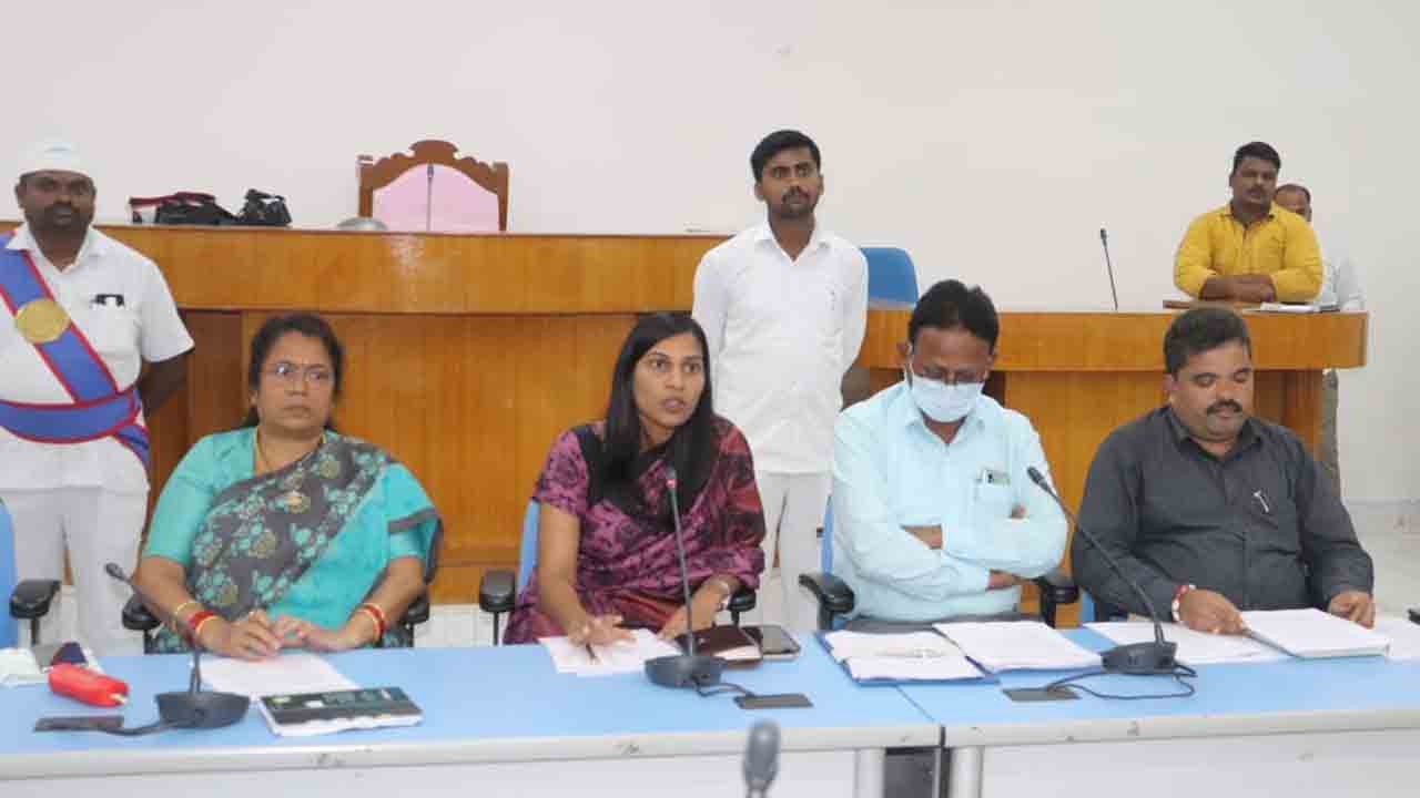 కాంట్రాక్టర్లు ముందు జాగ్రత్తలు తీసుకోవాలి