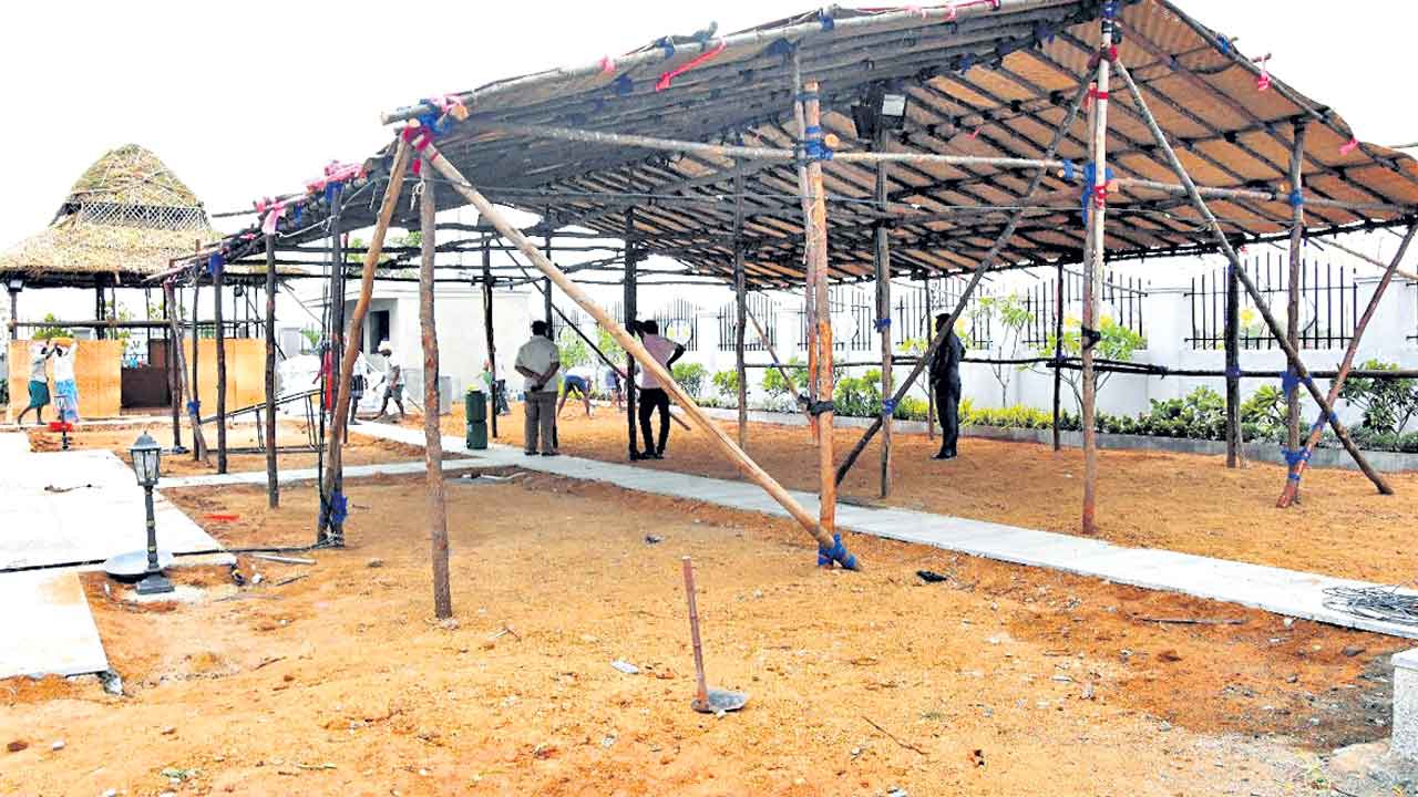 సీహెచ్‌ కొండూర్‌లో ఆలయ ప్రతిష్ఠాపనోత్సవాలు