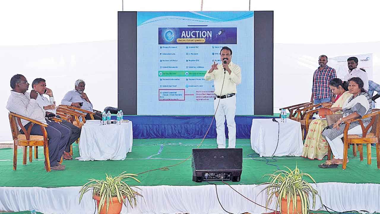 148 ప్లాట్లకుఈ వేలం