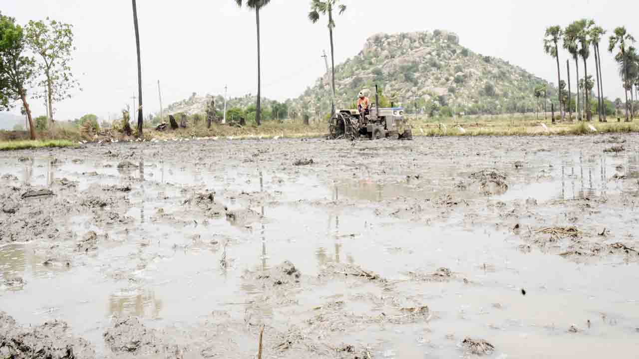 గిట్టుబాటు కోసం ఒక్కతాటిపైకి!