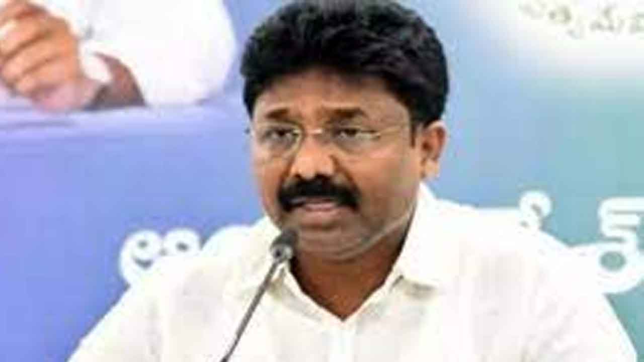 ఏపీ మంత్రి ఆదిమూలపు సురేశ్‌కు మరోసారి అస్వస్థత