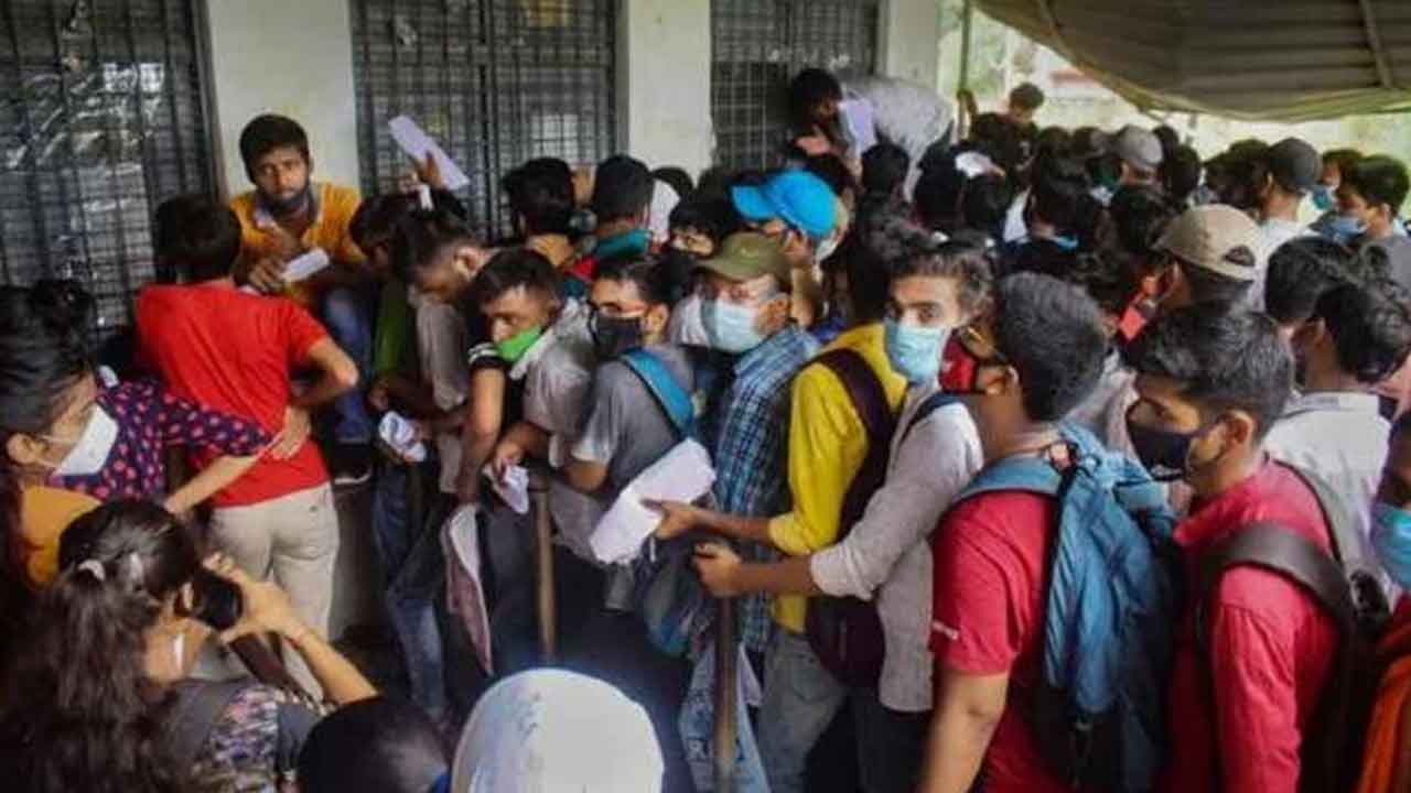 ఏపీలో రేపటి నుంచి ఇంటర్ ప్రవేశాలకు దరఖాస్తులు