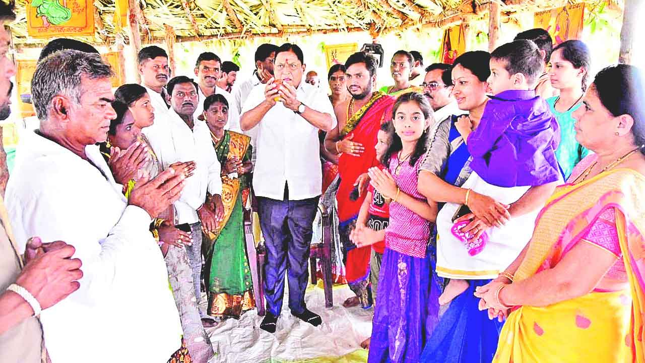 పంచాయతీలకు రాష్ట్రం బకాయిలేదు..