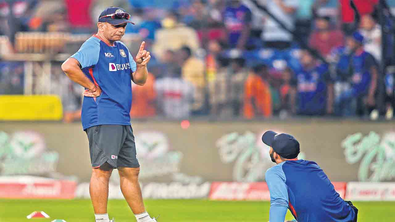 ఎనిమిది నెలలు.. ఆరుగురు కెప్టెన్లు