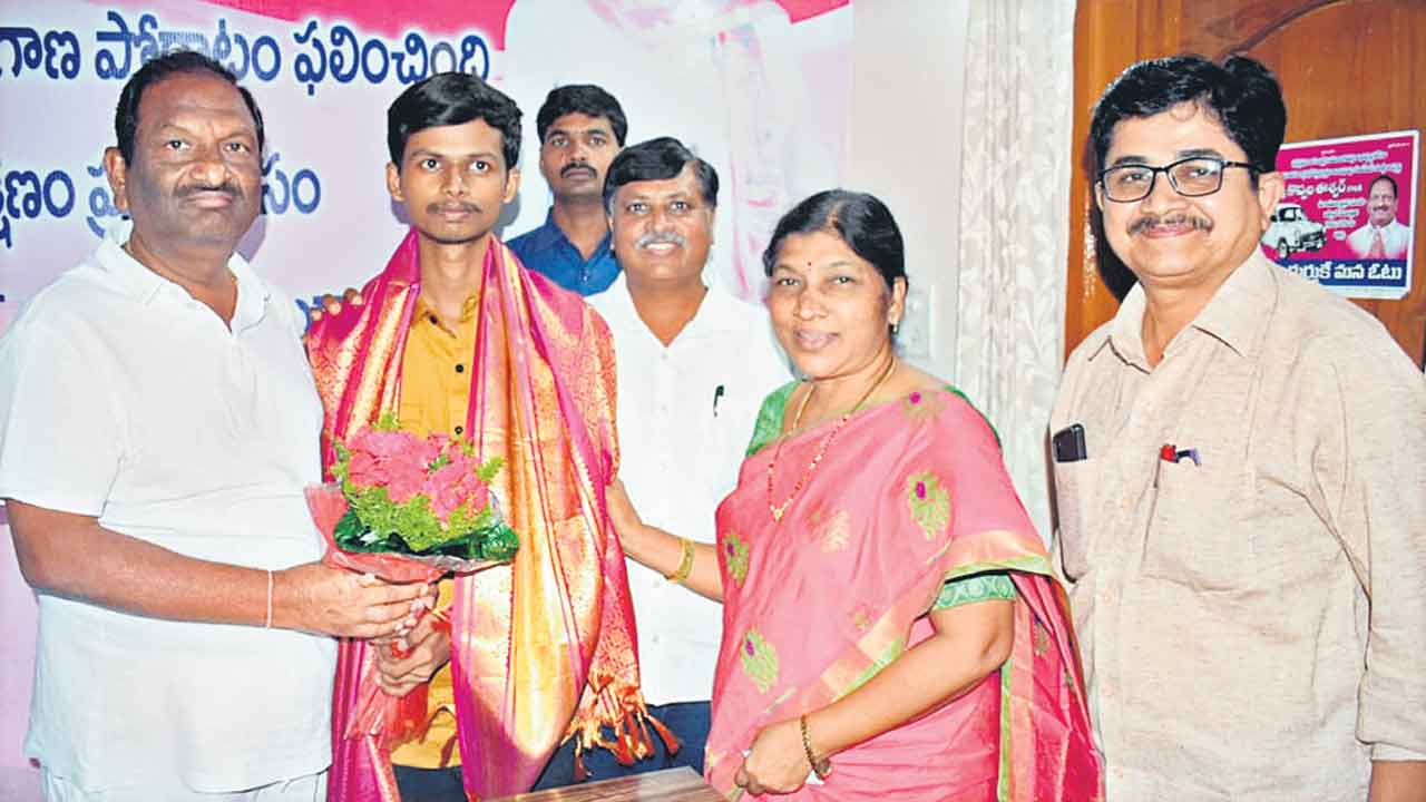 ఇంటర్‌లో గురుకులం విద్యార్థుల సత్తా: కొప్పుల