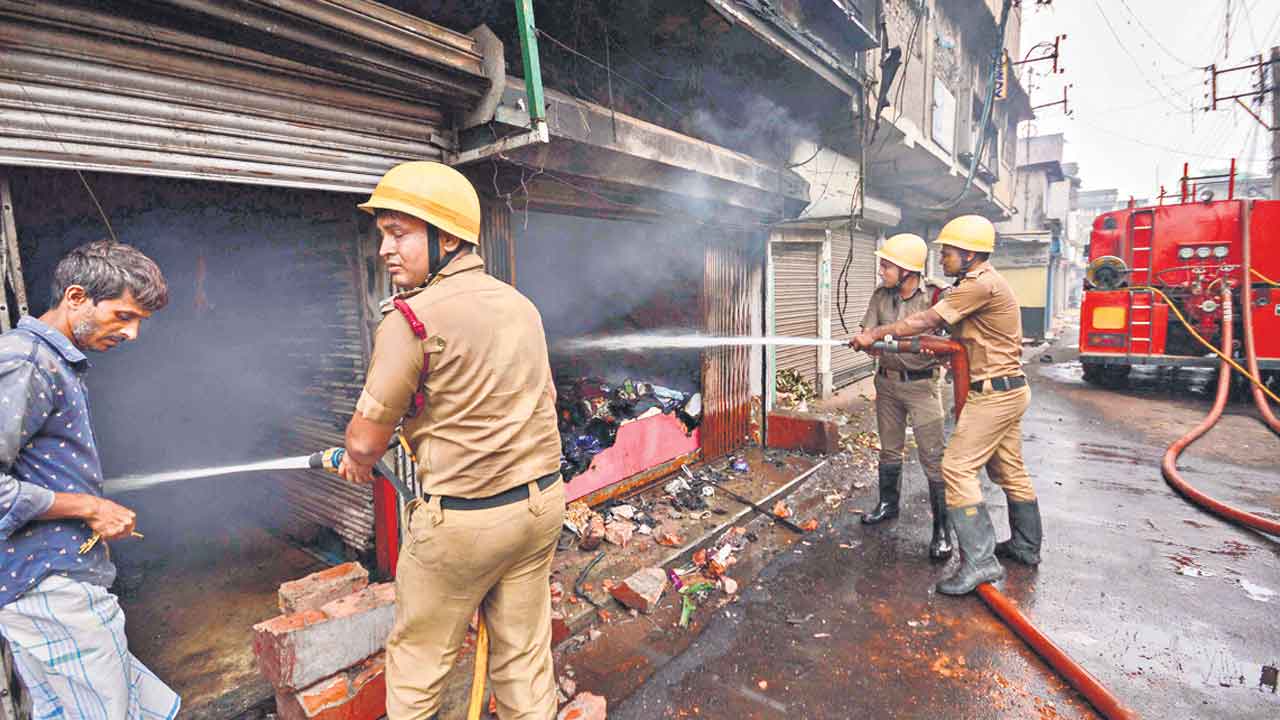 చల్లారని మంటలు
