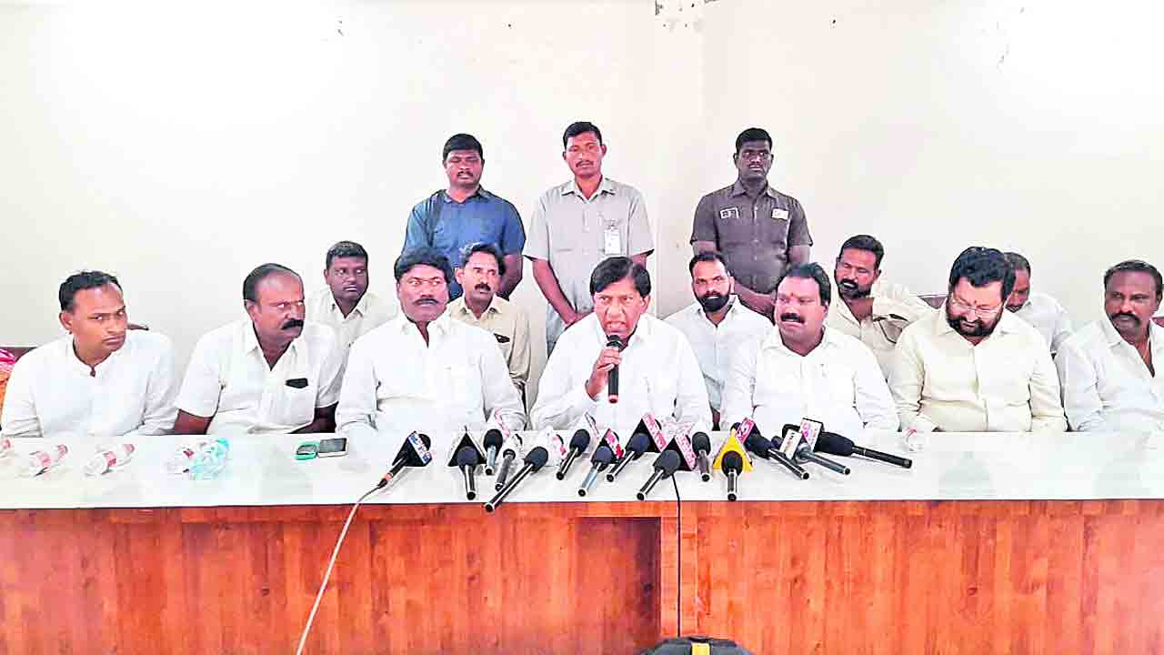 ఆర్మీ అభ్యర్థులపై కేసులు ఎత్తేయాలి