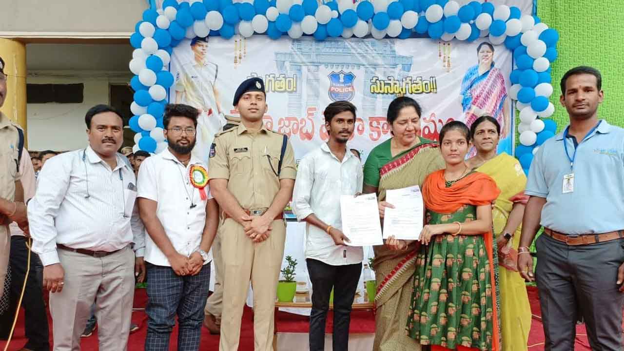 రాష్ట్రంలో అనేక ఉపాధి అవకాశాలు