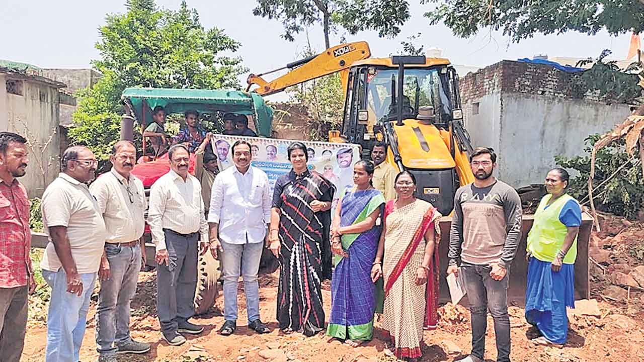 కలిసికట్టుగా ‘ప్రగతి’ పనులు