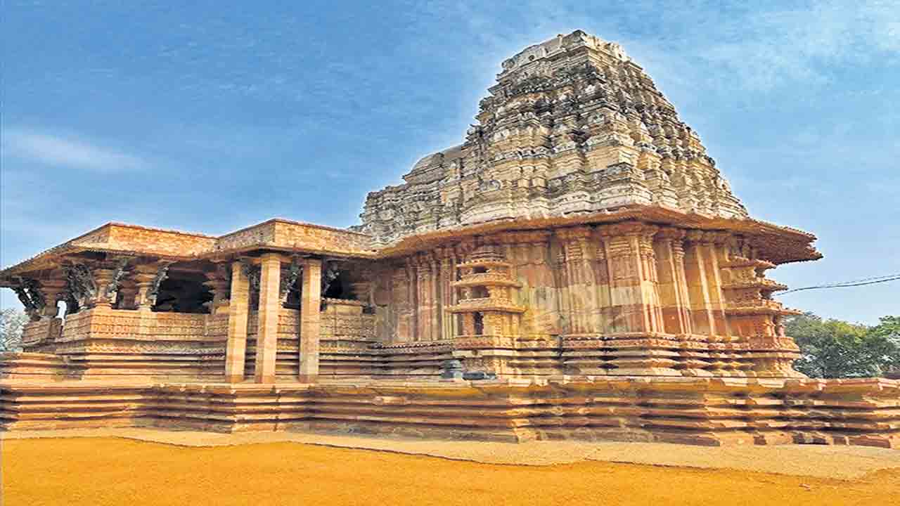 పర్యాటకం ఆకర్షణీయం