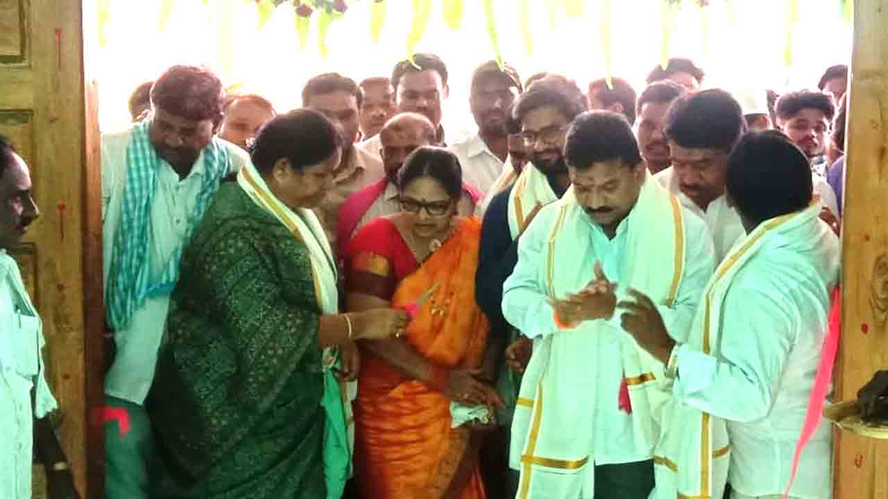 కొత్త కార్యాలయ భవనాలు నిర్మిస్తాం