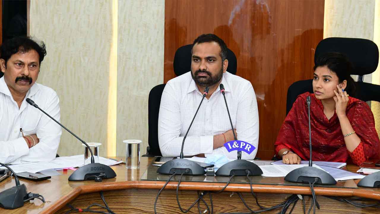 సీజనల్‌ వ్యాధులు ప్రబలకుండా చూడాలి