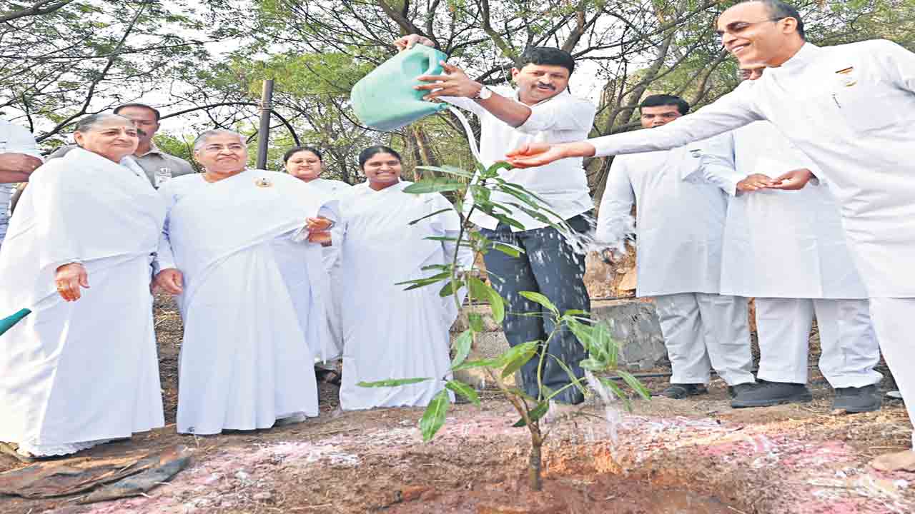 పర్యావరణ రక్షణతోనే ప్రాణికోటి మనుగడ