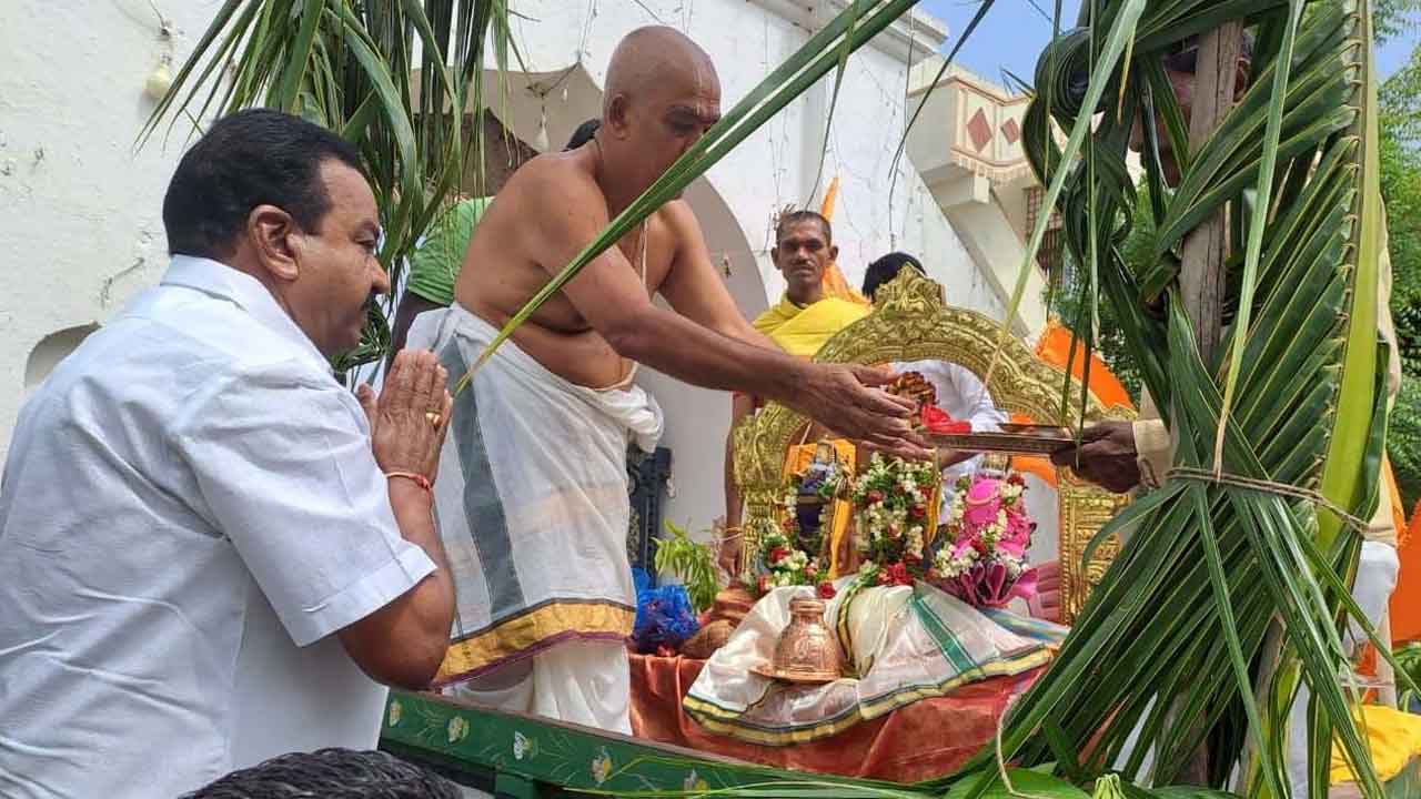 56 అడుగుల కోదండరాముడు