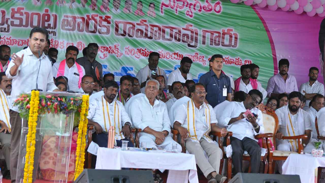 కుల, మతాలతో రెచ్చగొడుతున్నారు