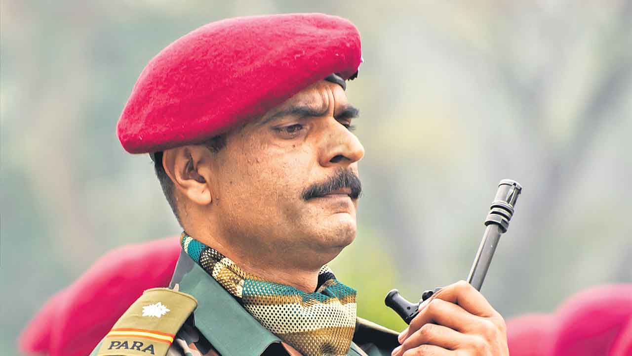 ఎవరు ద్రోహి.. ఏది కుట్ర?