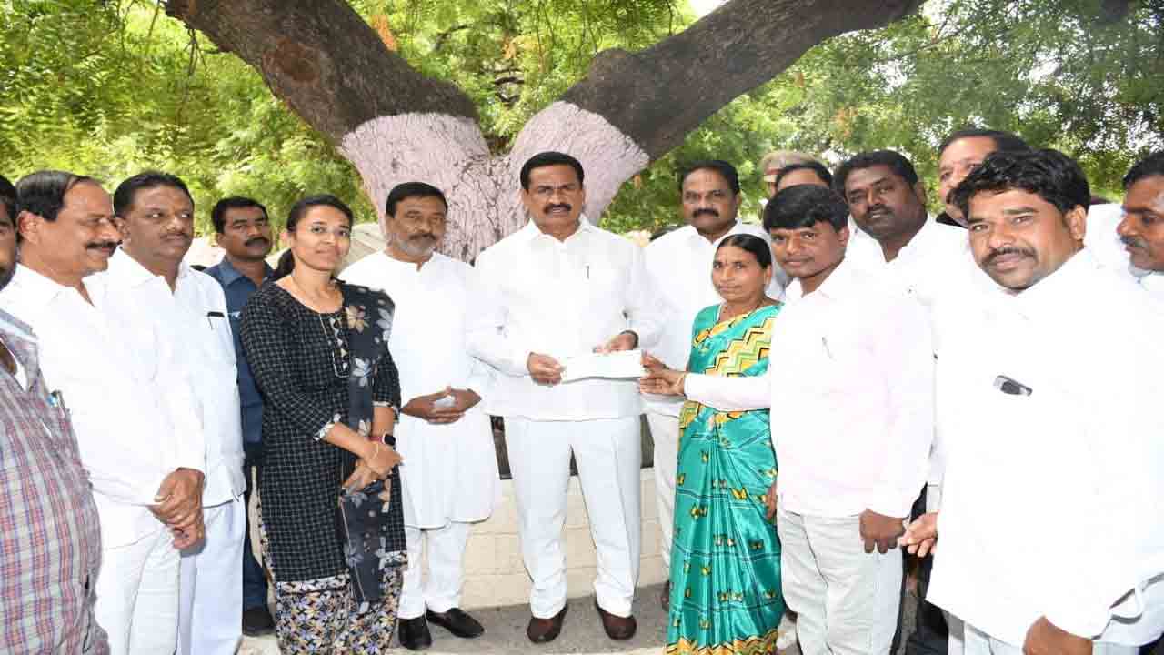 ఆడబిడ్డలకు సీఎం కేసీఆర్‌ అండ