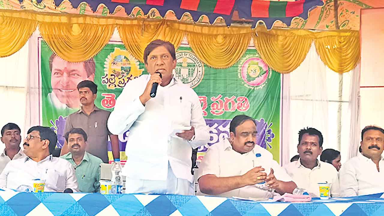 120% అప్పులతో మోదీ ఏం చేసిండు?