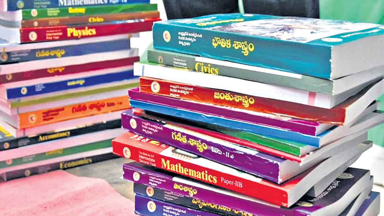 ఇంటర్‌లో వంద శాతం సిలబస్‌