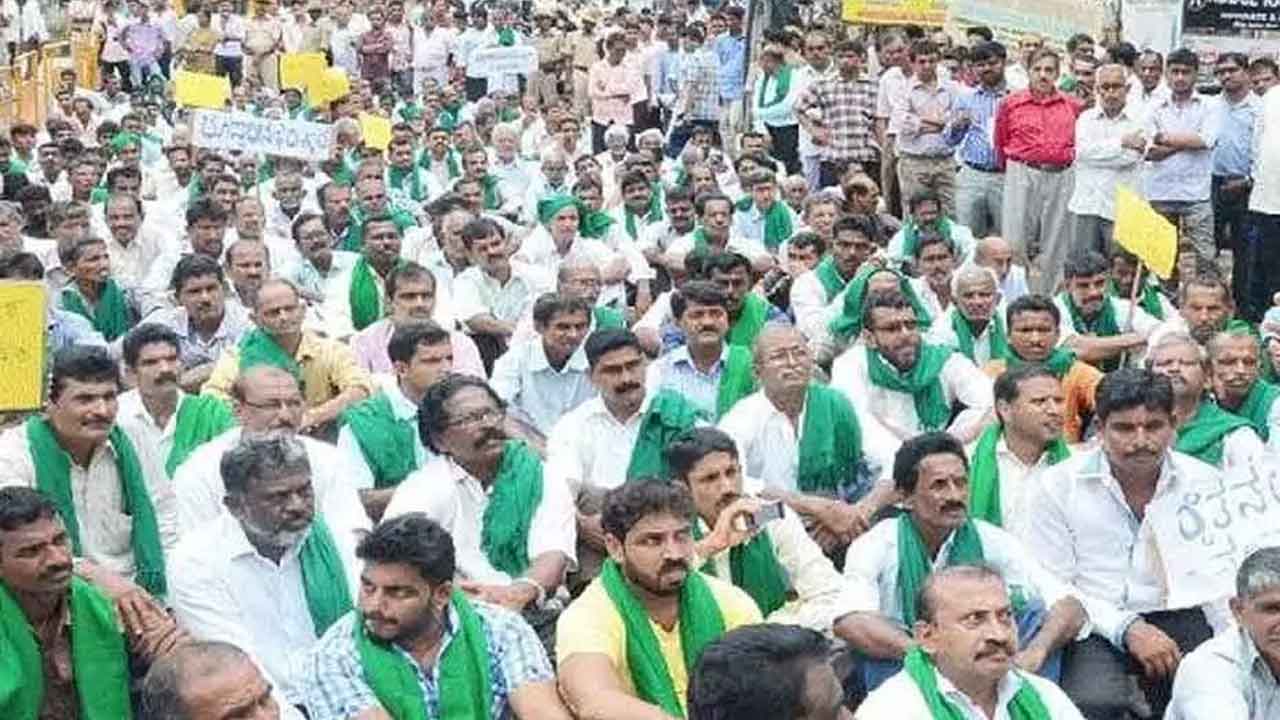 అమరావతిలో 9 వందల రోజులకు చేరుకున్న దీక్షలు