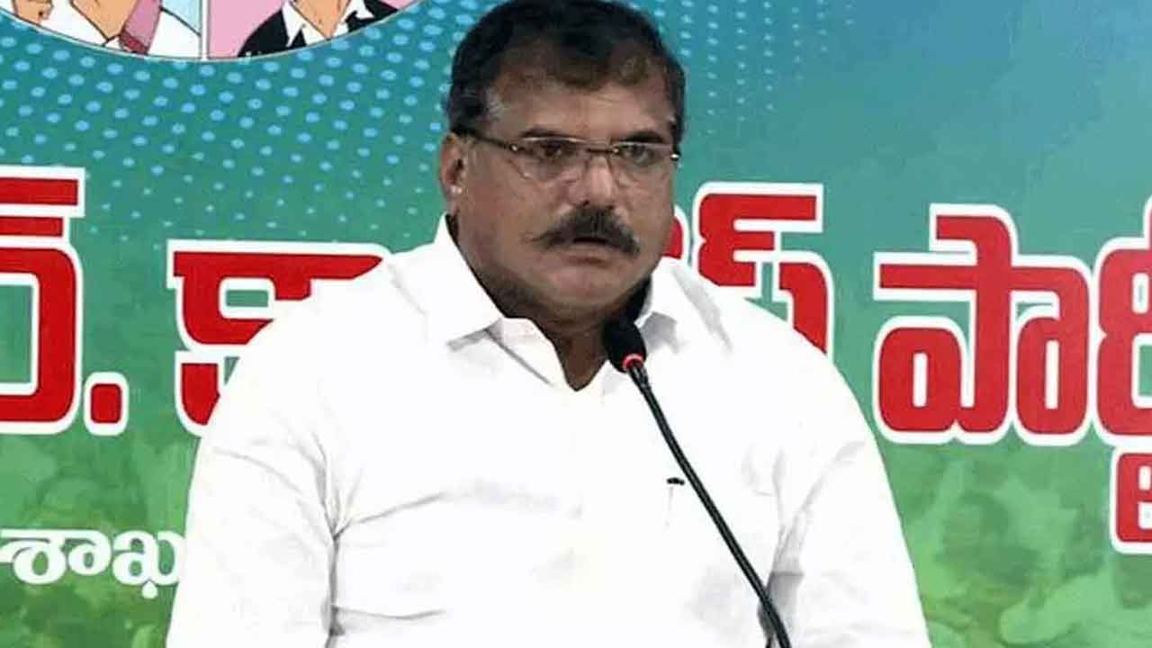 టీడీపీ గురించి మాట్లాడడం వృథా: మంత్రి బొత్స