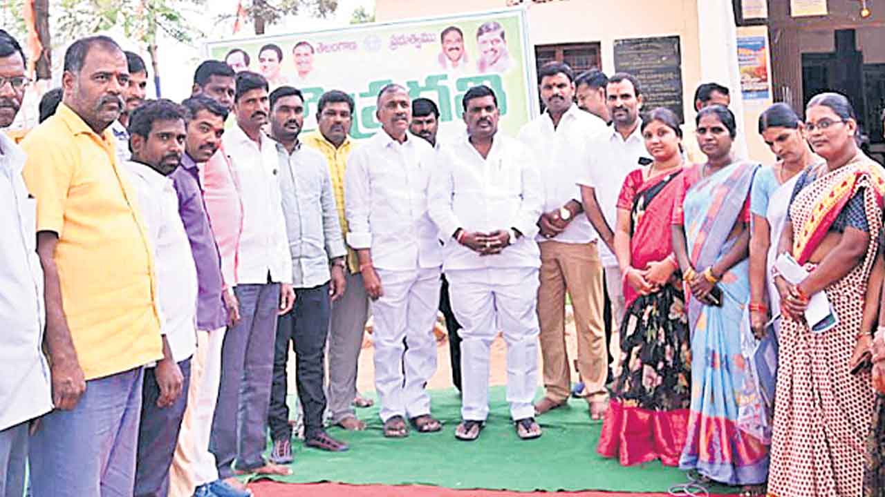 పల్లె ప్రగతితో గ్రామాల అభివృద్ధి