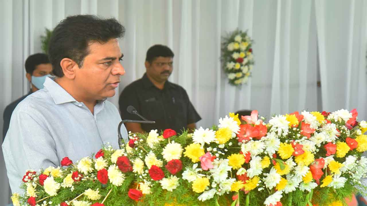 ప్రగతిలో దేశానికే ఆదర్శం