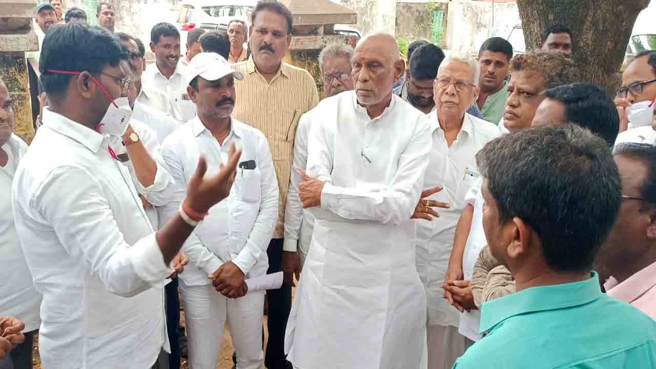 సకల హంగులతో 30 పడకల దవాఖాన