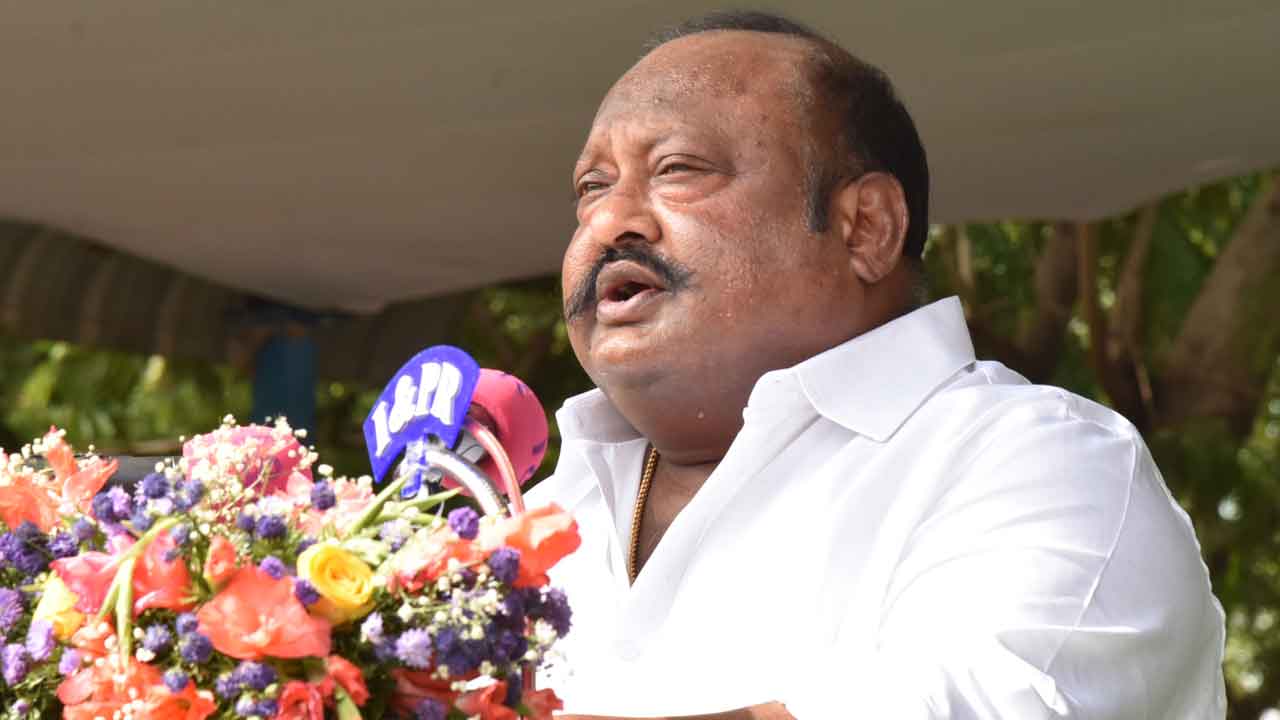 అన్ని రంగాల్లో అగ్రగామిగా జిల్లా