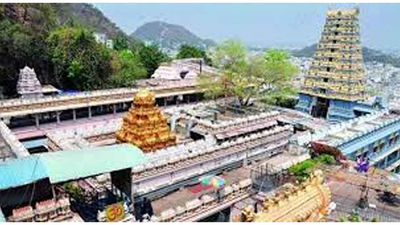 ఇంద్రకీలాద్రిపై ఆషాఢమాసం ఉత్సవాలు ప్రారంభం