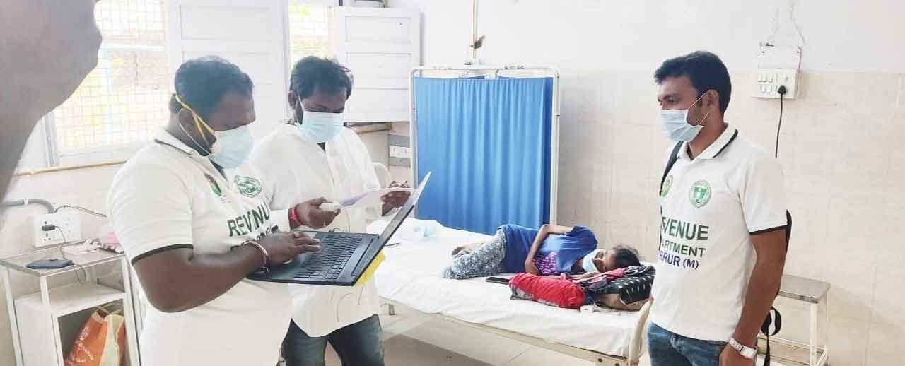 మానవత్వం వెల్లివిరిసె..