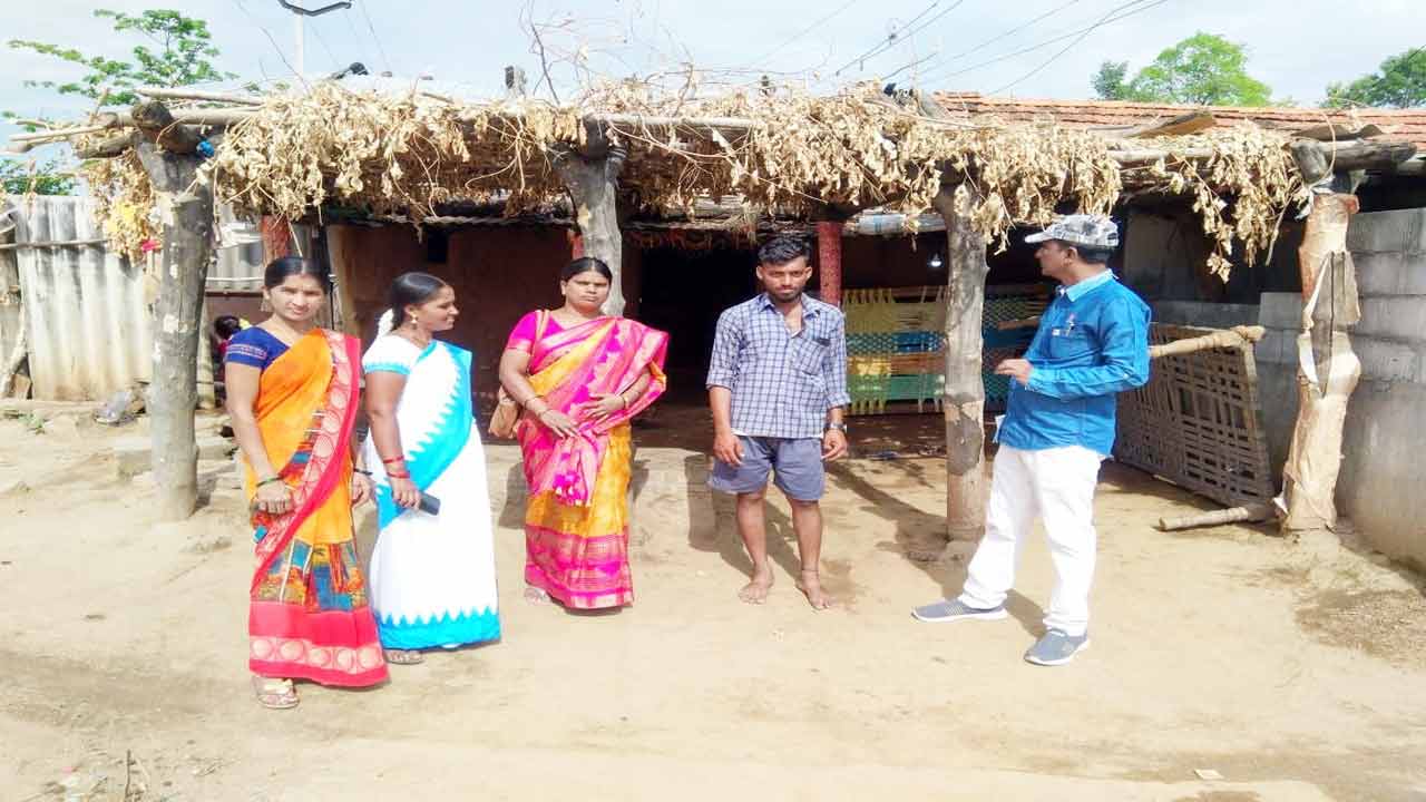 పల్లె ప్రగతితో గ్రామాల అభివృద్ధి