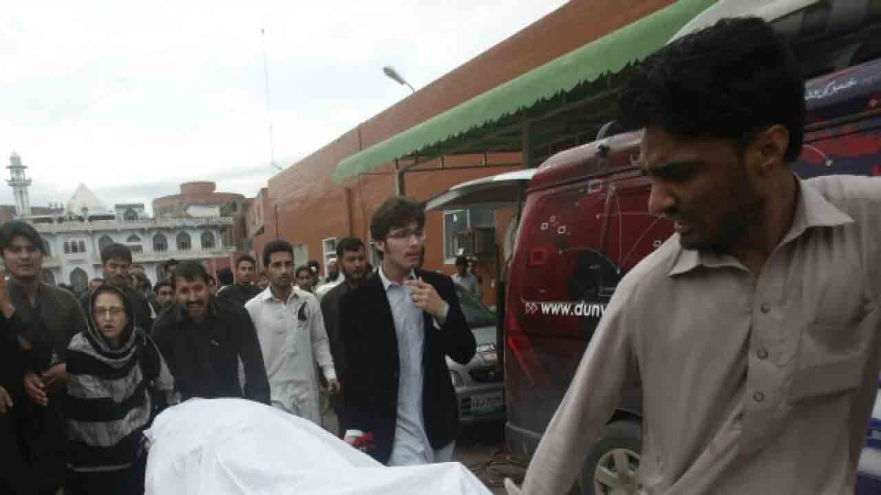 అఫ్గానిస్థాన్‌ను కుదిపేసిన భూకంపం.. 250 మందికిపైగా మృతి