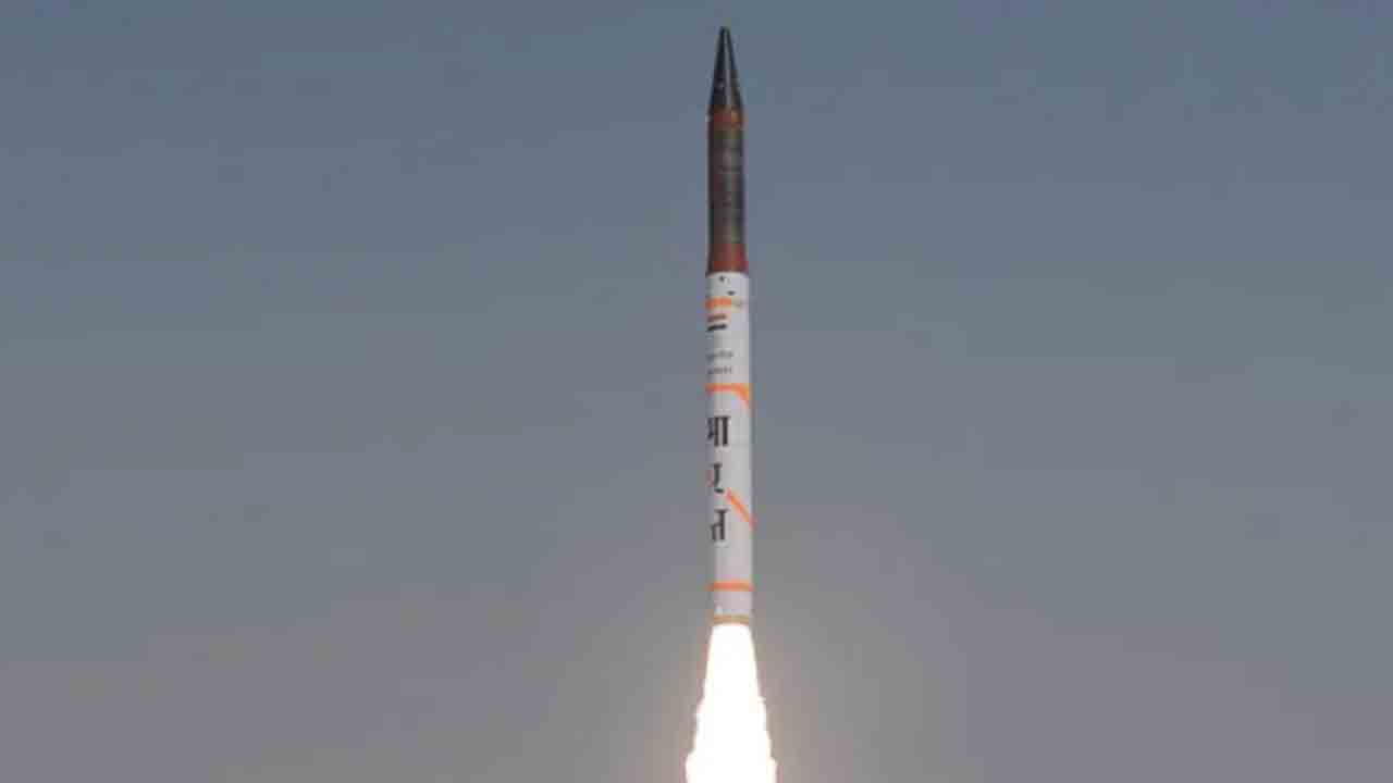 అణు సామర్థ్యమున్న అగ్ని- 4 బాలిస్టిక్ క్షిపణి పరీక్ష విజయవంతం