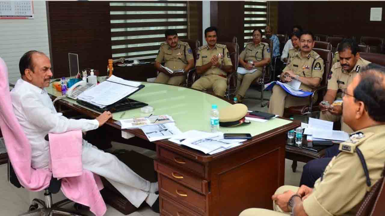 మహిళా భద్రతకు పటిష్ట చర్యలు