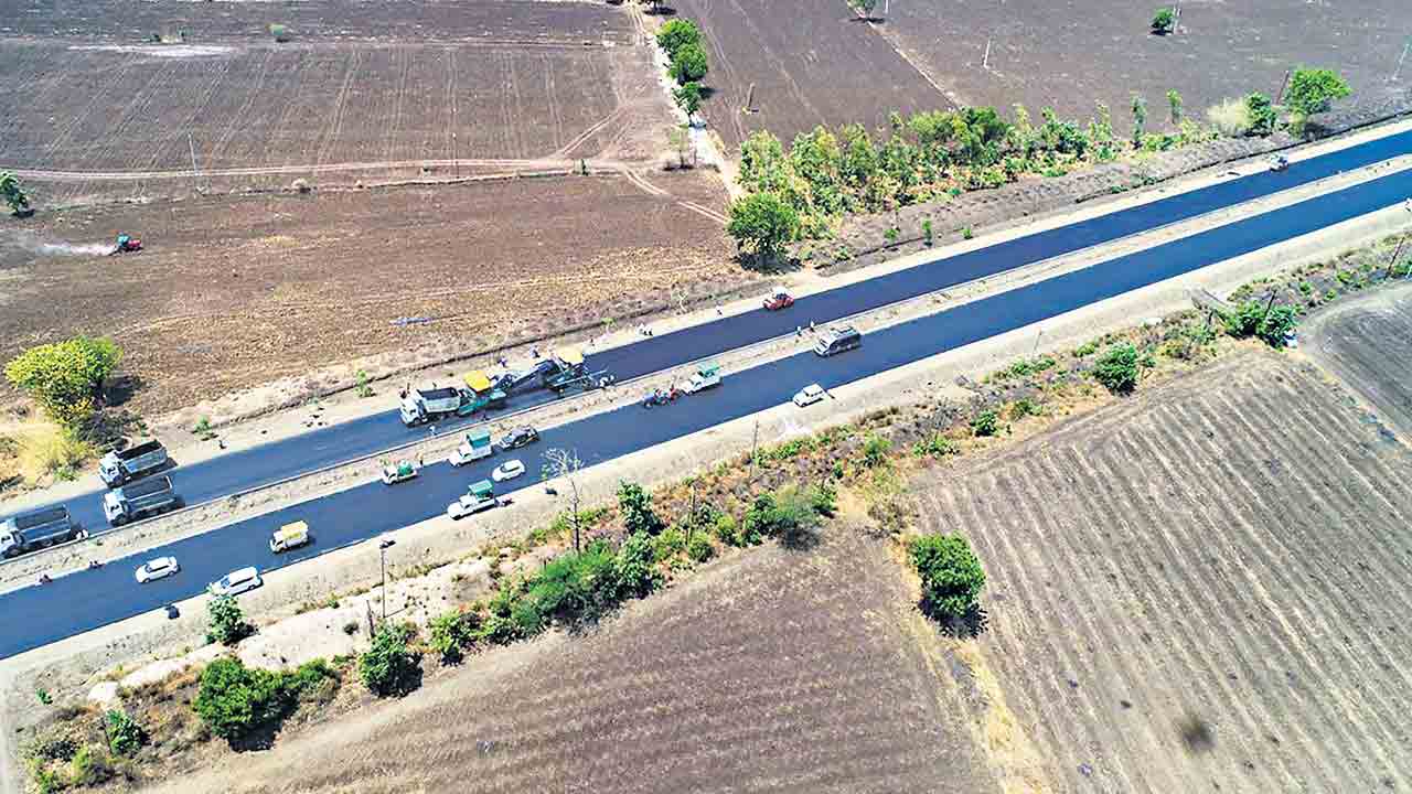 నేషనల్‌ హైవేస్‌ అథారిటీ ఆఫ్‌ ఇండియా గిన్నెస్‌ రికార్డు