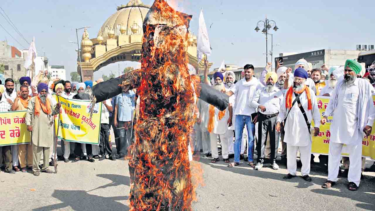 అగ్నిపథ్‌.. దేశ వ్యతిరేకం