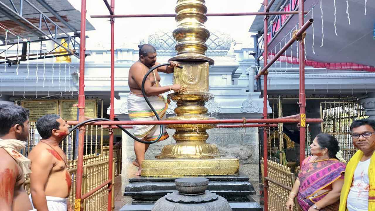 అప్పలాయగుంటలో శాస్త్రోక్తంగా కోయిల్‌ ఆళ్వార్‌ తిరుమంజనం