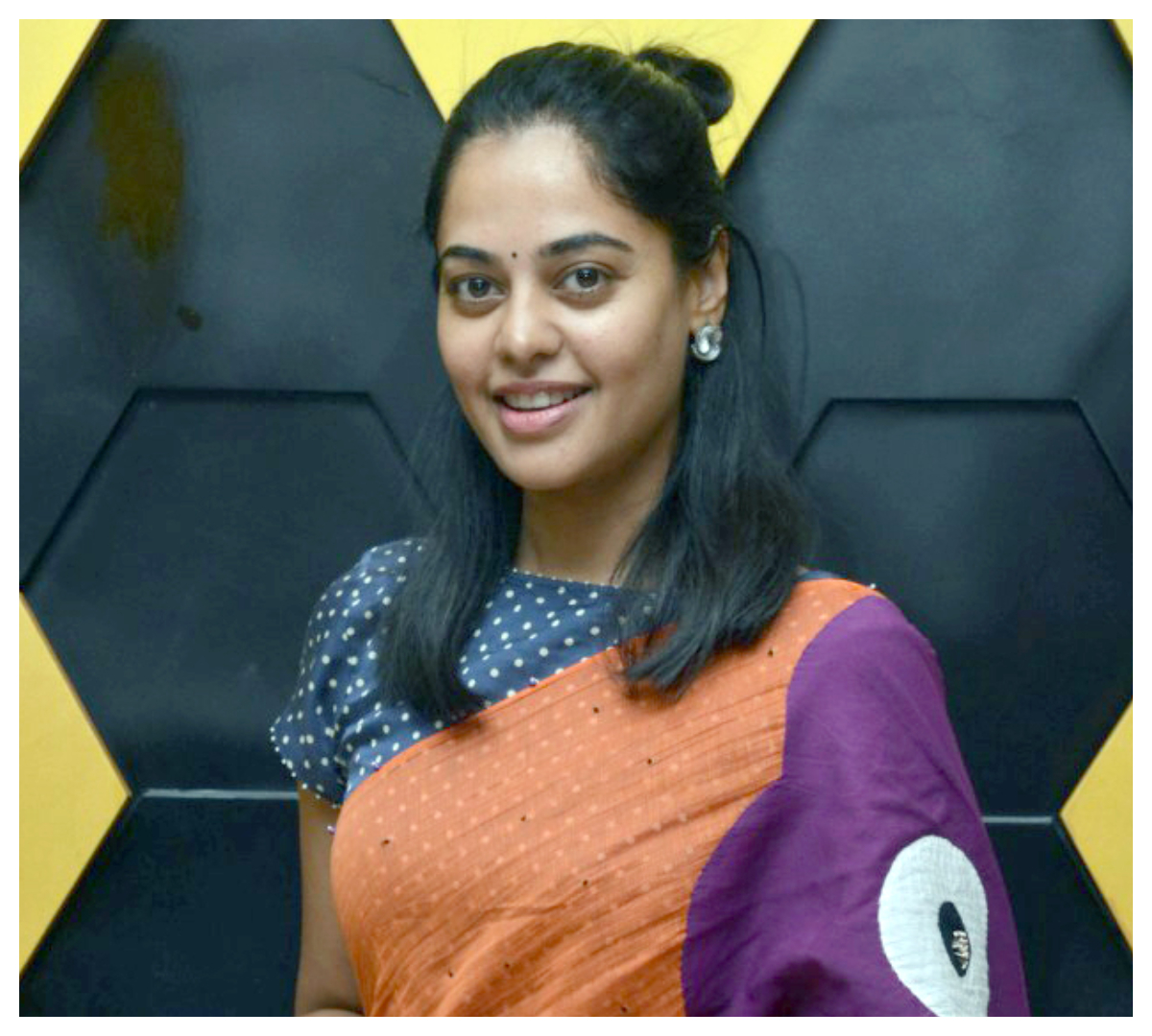 Bindu Madhavi | చీర‌క‌ట్టులో చూడ‌ముచ్చ‌ట‌గా బిందు మాధ‌వి..