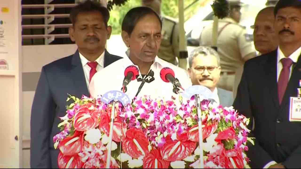 అభివృద్ధిలో శిఖరాగ్రానికి తెలంగాణ : సీఎం కేసీఆర్‌