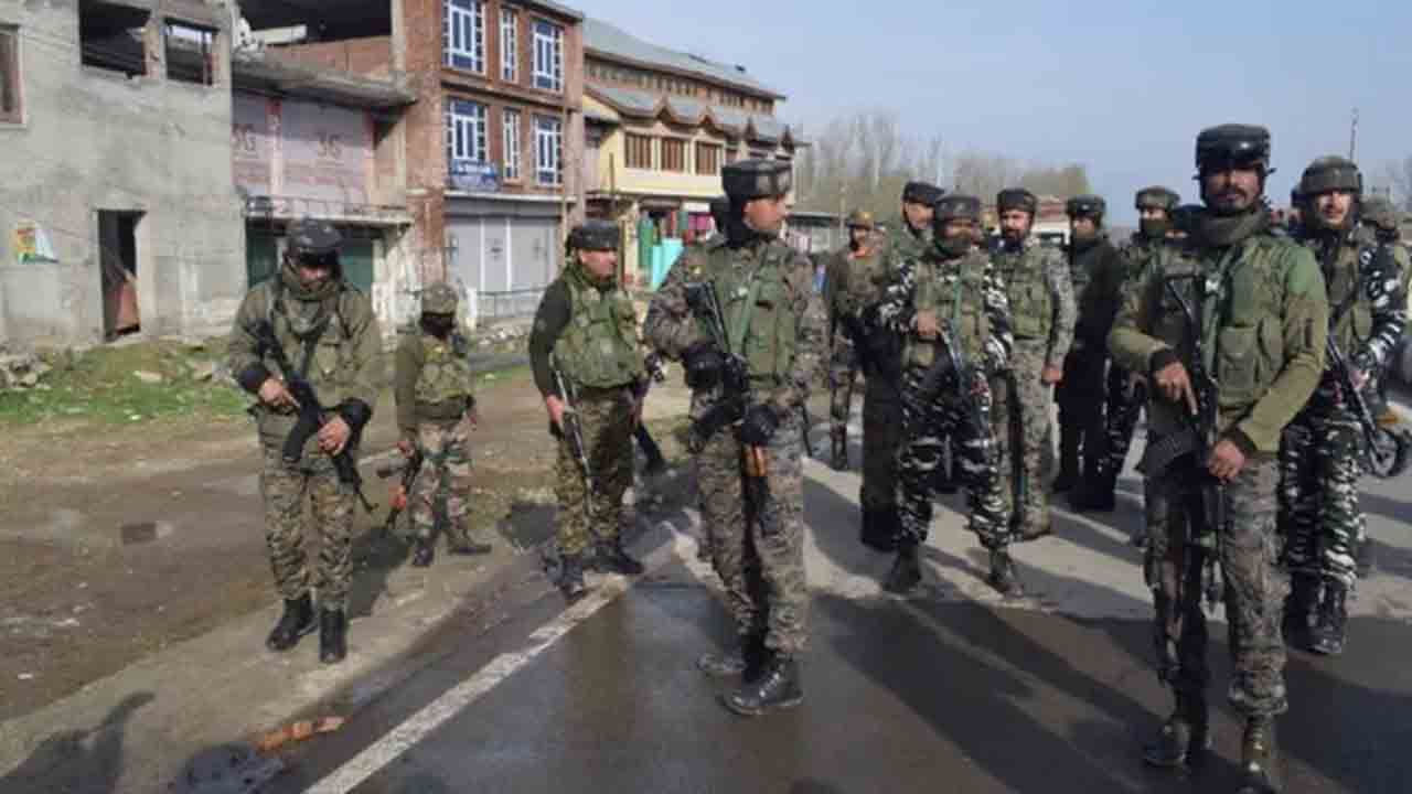 Intelligence alert | ఆ రెండు రాష్ట్రాలకు భారీగా భద్రతా బలగాలు..!