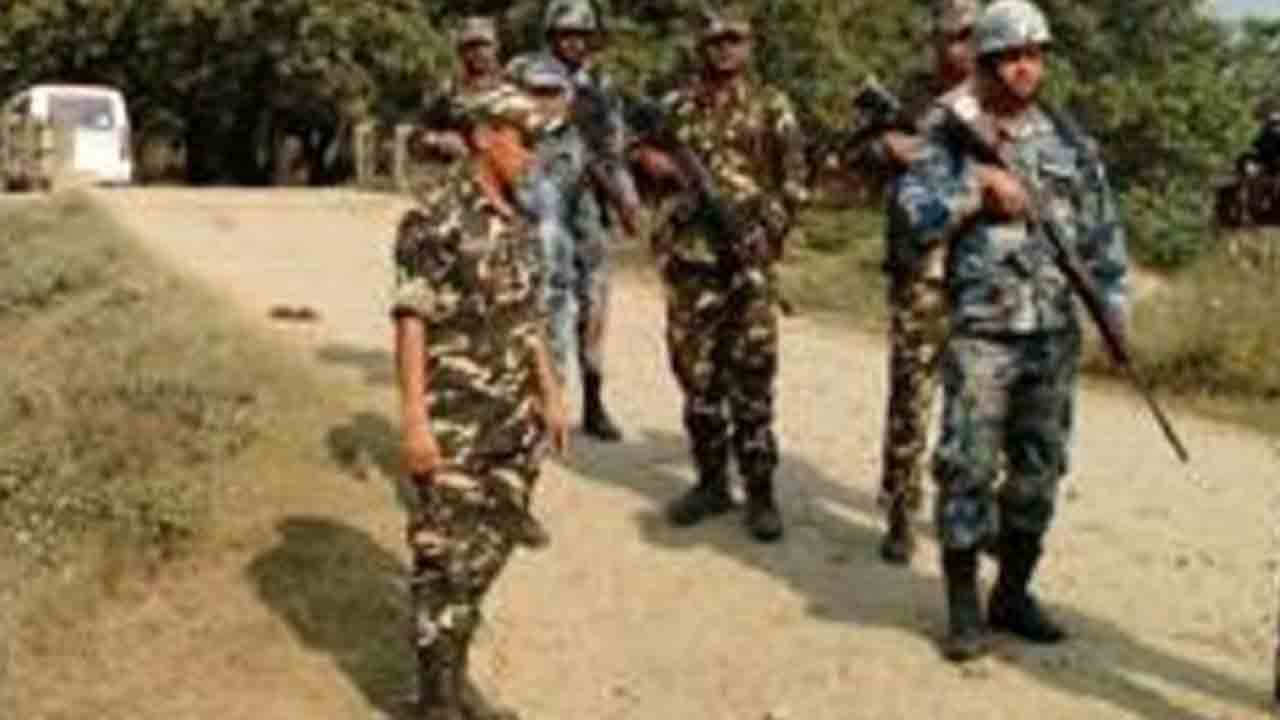 భారత్‌-నేపాల్ సరిహద్దు ప్రాంతంలో… ఇద్దరు చైనా జాతీయులు అరెస్ట్‌