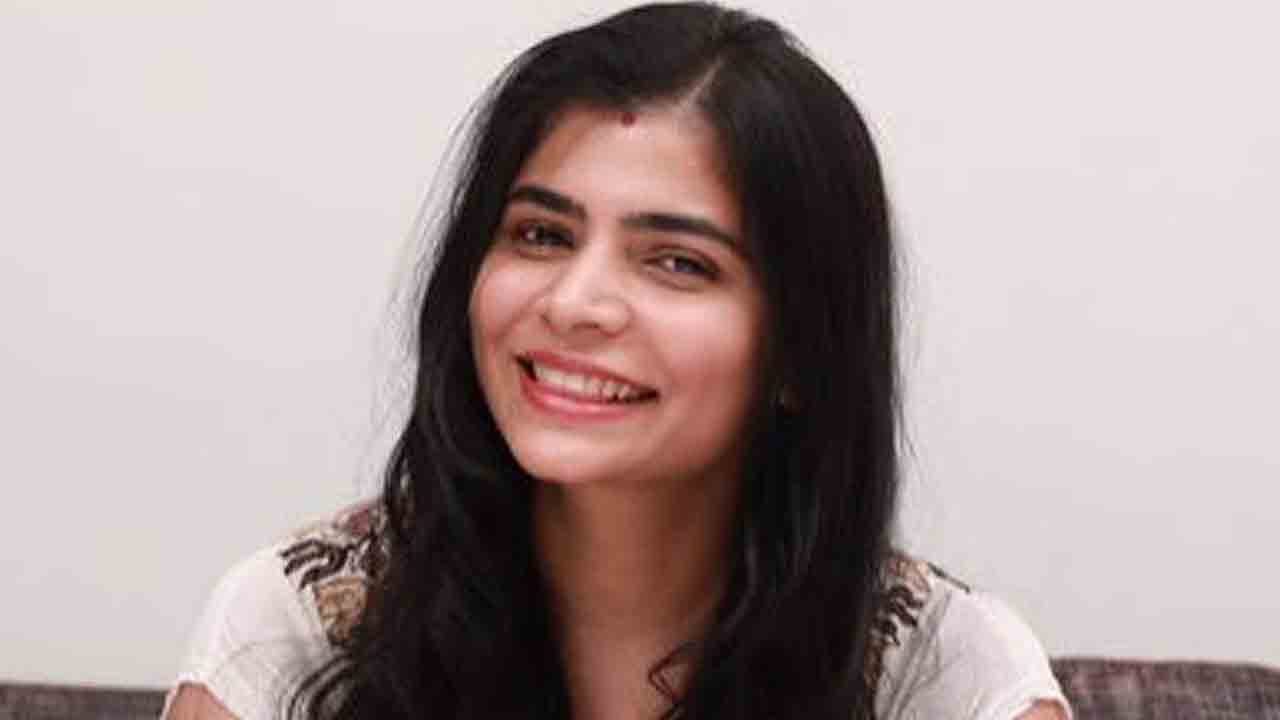 Singer Chinmayi | గాయని చిన్మయిపై అసభ్యకర వ్యాఖ్యలు.. సజ్జనార్‌కు ఫిర్యాదు చేసిన సింగర్
