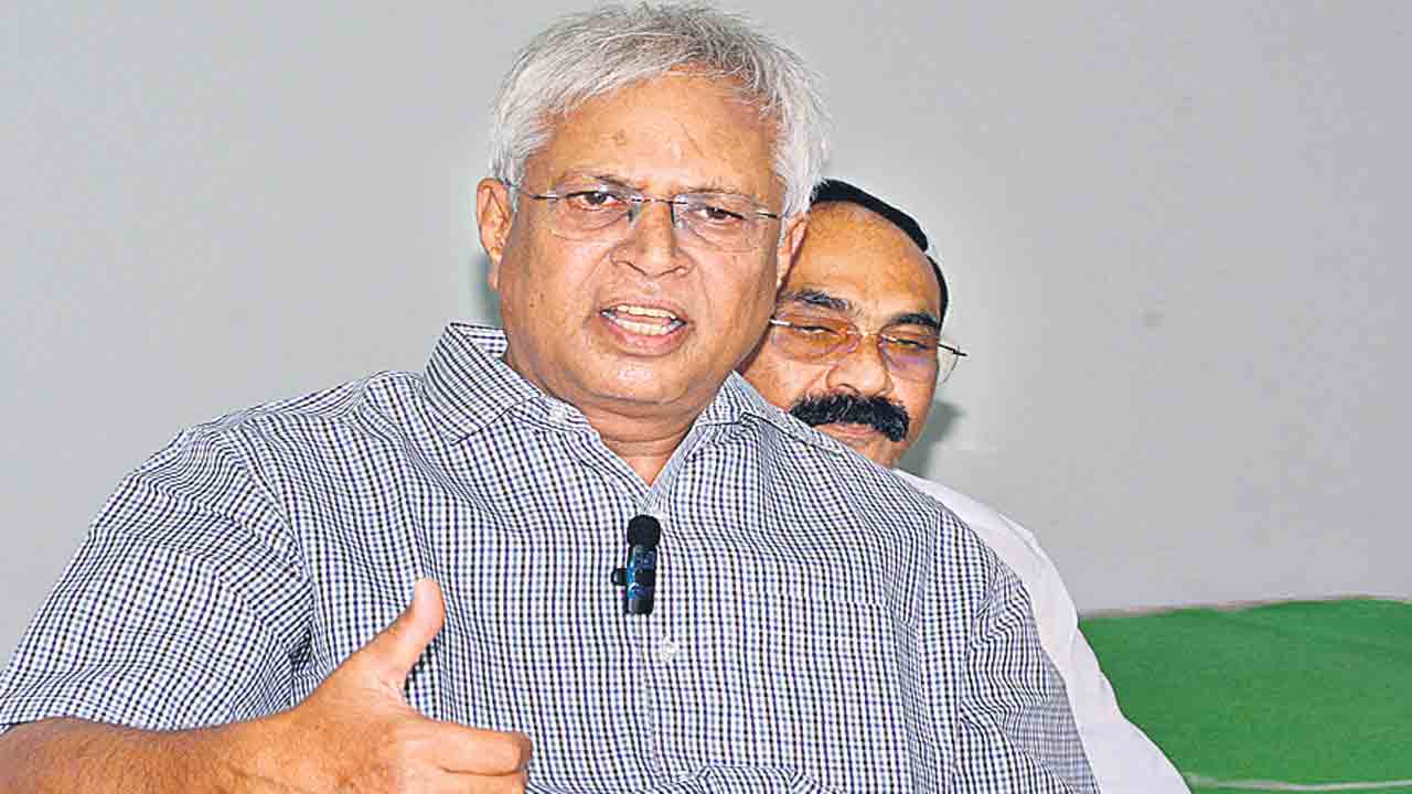 మోదీకి చెక్మేట్.. కేసీఆర్ ఒక్కరే