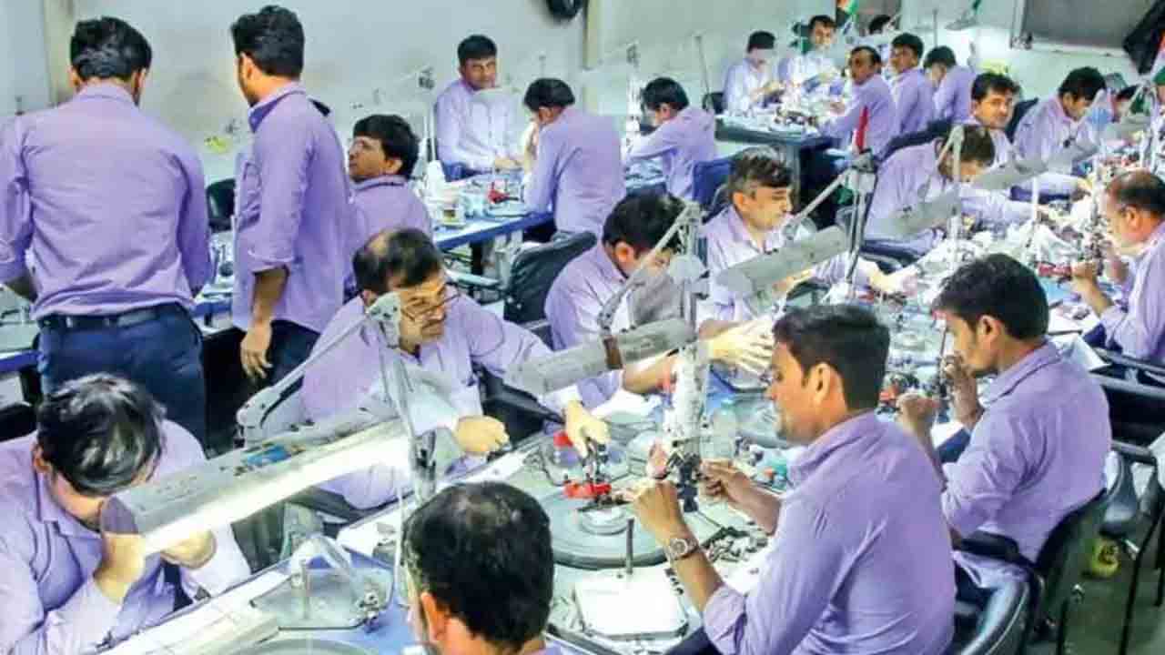 Crisis in Diamond Industry | క‌ష్టాల్లో వ‌జ్రాల ప‌రిశ్ర‌మ.. అల్లాడుతున్న‌ కార్మికులు.. ఎందుకో తెలుసా!